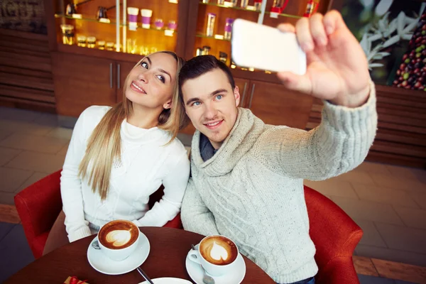 Young happy couple — Stock Photo, Image