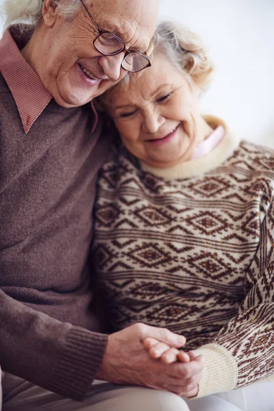 Devoted couple of pensioners — Stock Photo, Image