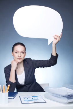 Konuşma balonu gösterilen