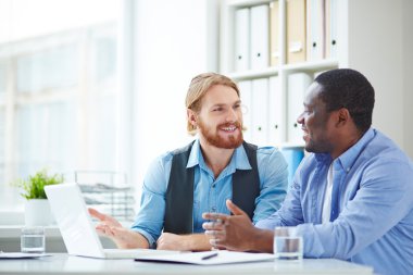 iki Ofis çalışanları