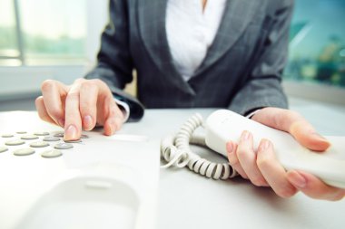 Telefonla düğmelere basarak el