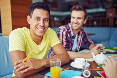 Çocuklar sınava hazırlanıyor