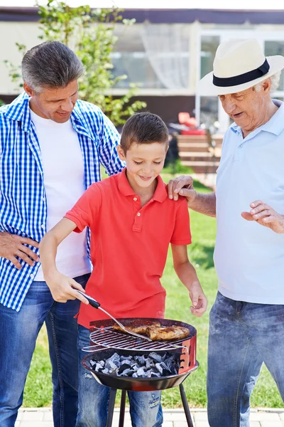 Barbecue cucina familiare — Foto Stock