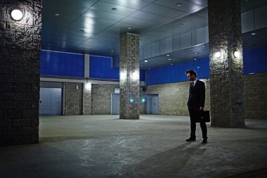 park alanı ayakta işadamı