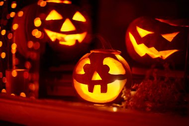 Cadılar Bayramı ürkütücü jack-o-fener