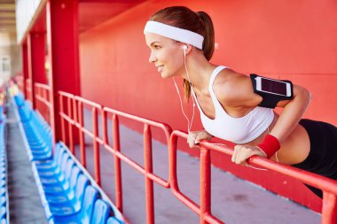 Stadı'nda eğitim kadın