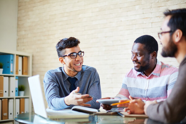 employees discussing project