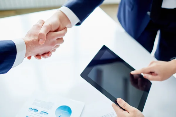 Partners shaking hands — Stock Photo, Image