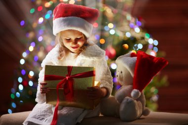 küçük kız Xmas şu anda arıyorum