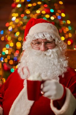 Noel Baba ile kahve fincan