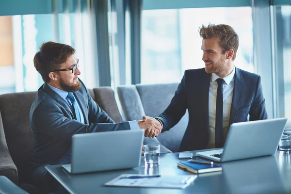 Agreement of businessmen — Stock Photo, Image