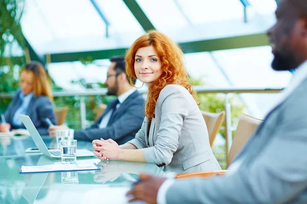 Pretty young businesswoman — Stock Photo, Image