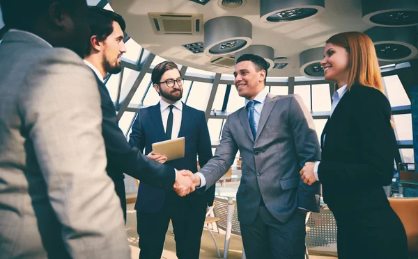 Greeting of Business partners — Stock Photo, Image