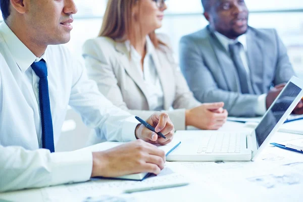 Empresários no trabalho — Fotografia de Stock