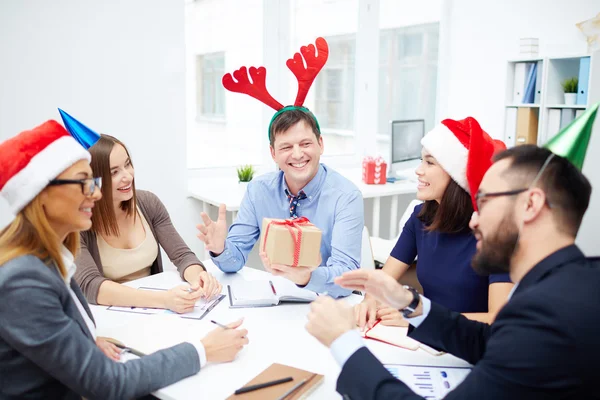 Managers werken op eerste kerstdag — Stockfoto