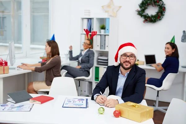 Zakenman in kerst Pet — Stockfoto