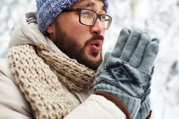 Young man Warming up — Stock Photo, Image