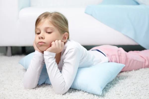 Retrato de niña — Foto de Stock