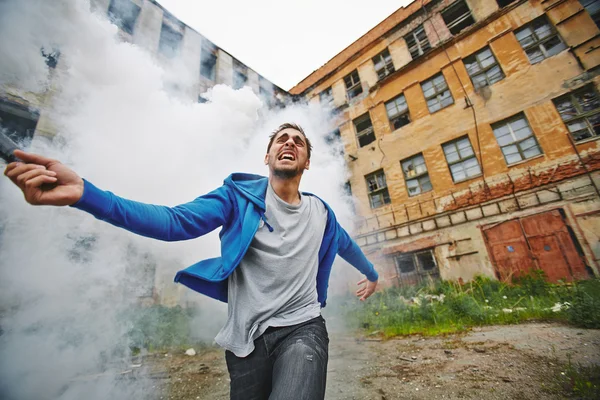 Rebelión haciendo explosión — Foto de Stock