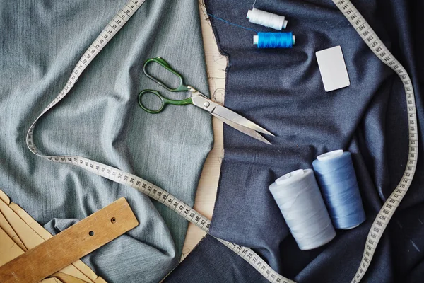 öğeleri kumaş üzerine terzilik