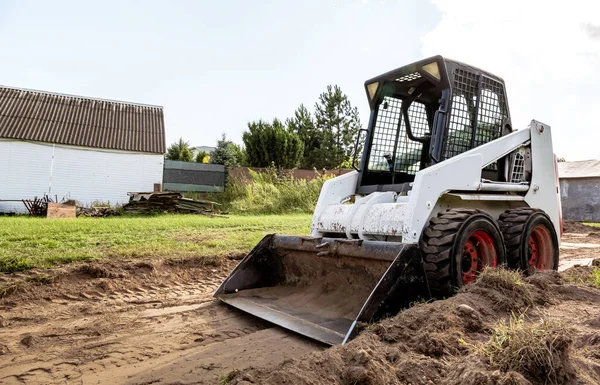 Skid Steer Loader Clears Site Construction Land Work Territory Improvement — Stock Photo, Image