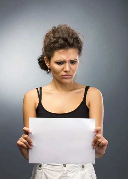 Girl with blank — Stock Photo, Image