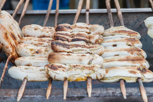 Grillad banan på marknaden — Stockfoto