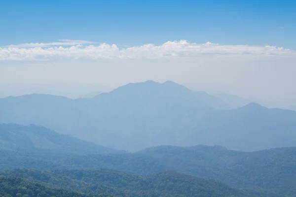 Montañas y horizonte —  Fotos de Stock