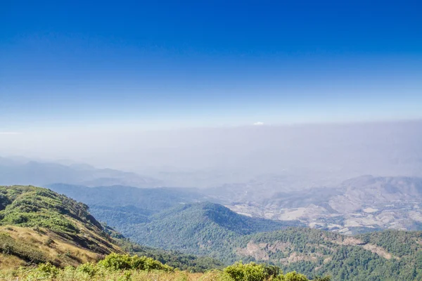 Montañas y horizonte — Foto de Stock