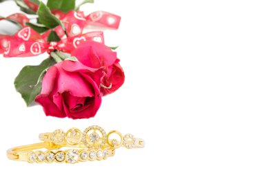 Rose ve bilezik