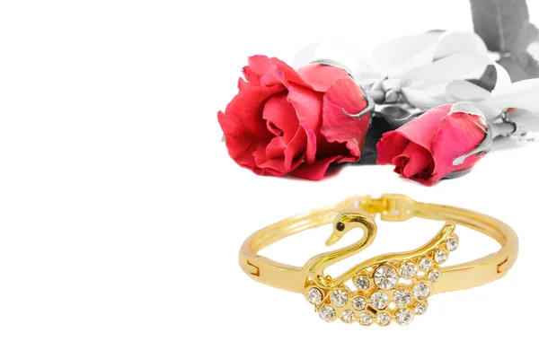 Rose and Bracelet — Stock Photo, Image