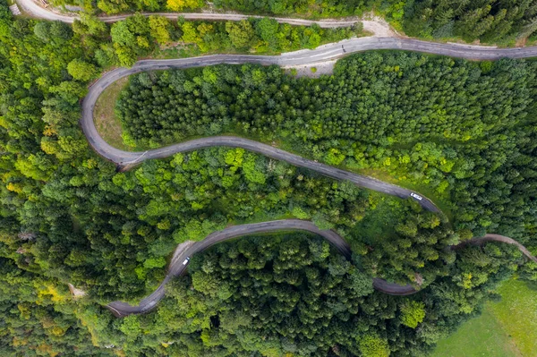 Aerial View Winding Countryside Road Passing Green Forest Mountain White — Stock Photo, Image