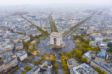 Zafer Takı 'nın havadan görünüşü, Paris