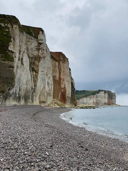 Pebbles Beach Limestone Cliff Veulettes Sur Mer Normandia França — Fotografia de Stock