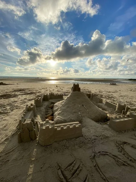 Achterlicht Van Zon Zandkasteel Het Strand Van Wimereux Opaalkust — Stockfoto