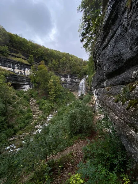 Cascade Grand Saut Est Une Des Nombreuses Chutes Cascade Herisson — Photo