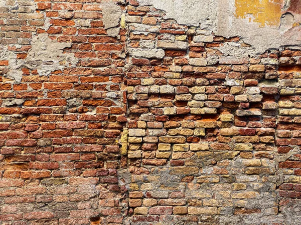 Venedik Eski Kırmızı Tuğla Duvarının Yatay Parçası Arka Plan — Stok fotoğraf