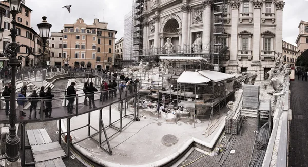 Trevi-kút során felújítása, Roma, Olaszország — Stock Fotó