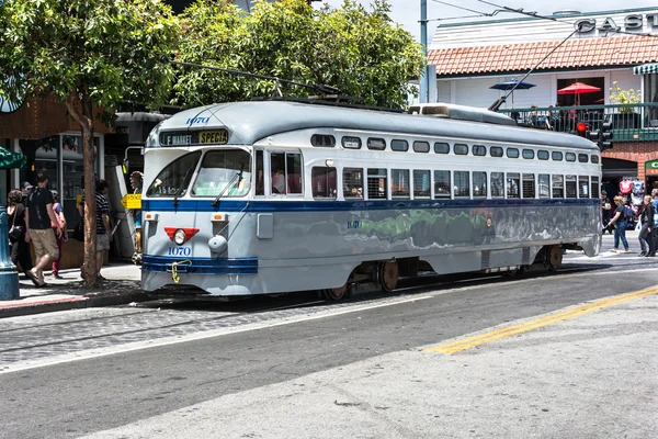 San Francisco에서 트램 회색 — 스톡 사진
