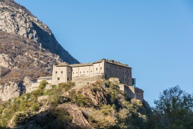 Bard fort aosta Vadisi