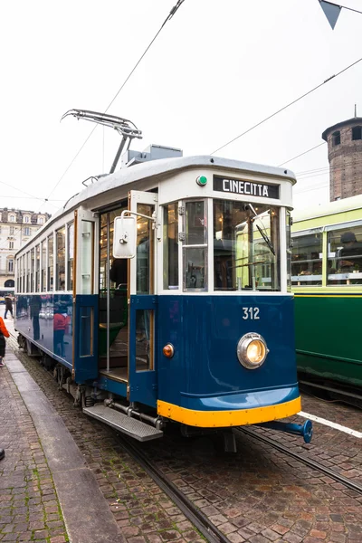 Torino'da mavi tarihi tramvay