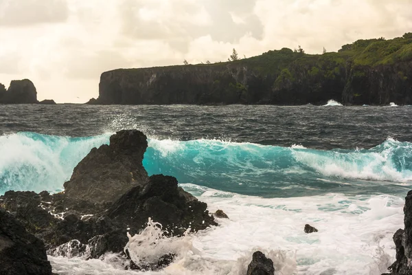 La costa a lo largo de la península de Keanea, Maui — Foto de Stock