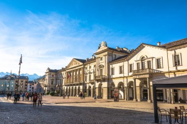 Piazza Chanoux Aosta, İtalya