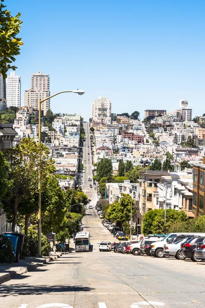 Die typische straße von san francisco — Stockfoto