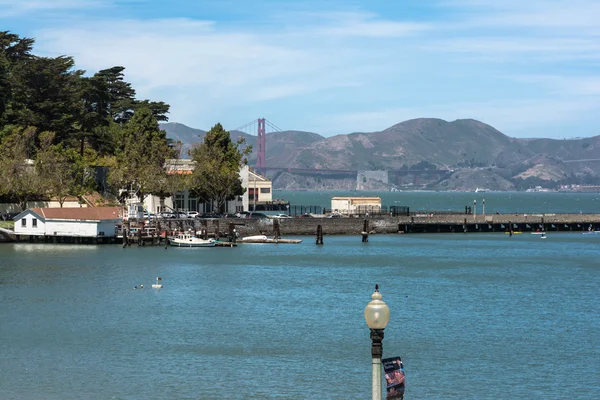 Вид на залив Сан-Франциско из аквапарка — стоковое фото