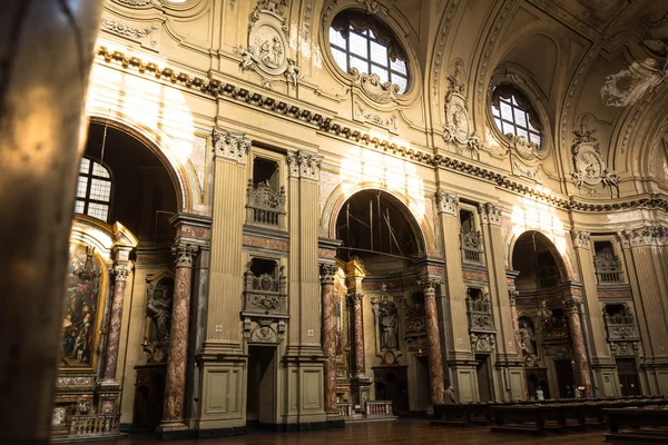 O interior da Igreja de San Filippo Neri, Turim — Fotografia de Stock