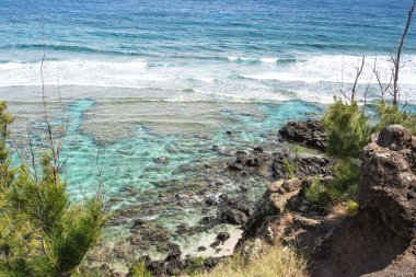 Okyanus kıyısında Punalau, Maui