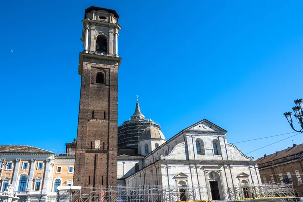 Turínská katedrála, zvonice a kaple Svaté Rubáš Turin — Stock fotografie