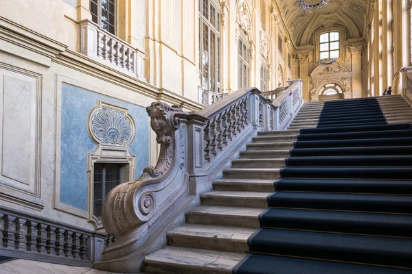 Juvarra merdiven, Turin