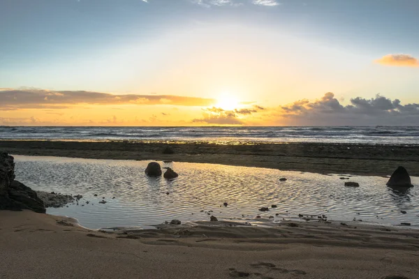 Lihue, Hawaii okyanusta Sunrise
